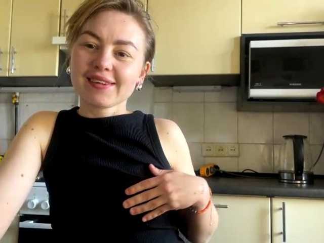 MartaLuna's BongaCams show and profile