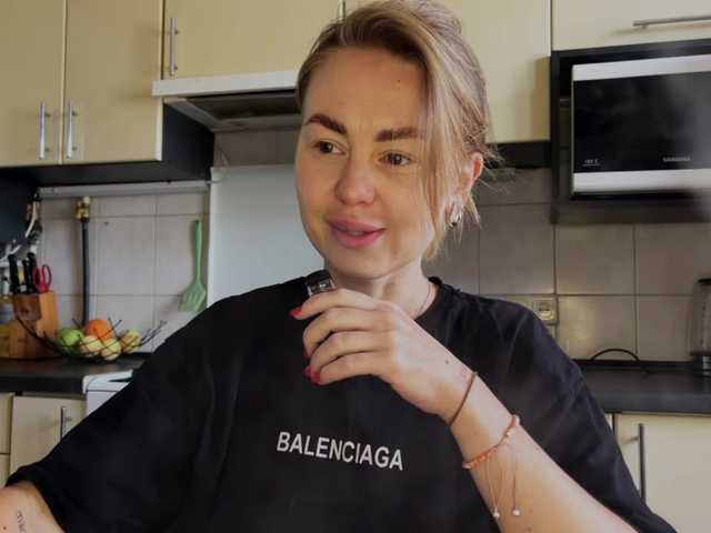 MartaLuna live cam on BongaCams