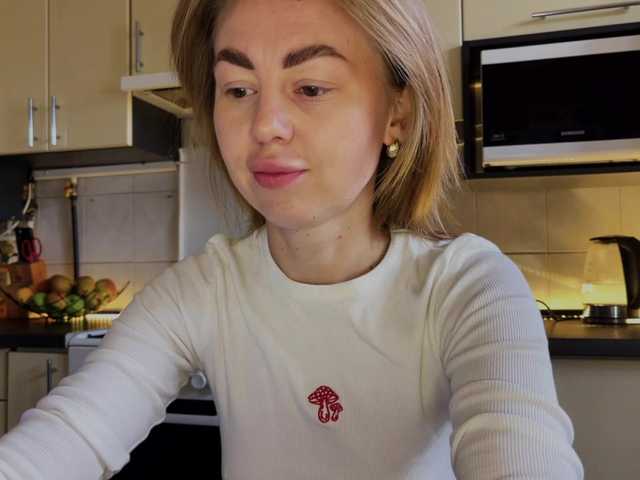 MartaLuna — live female cam
