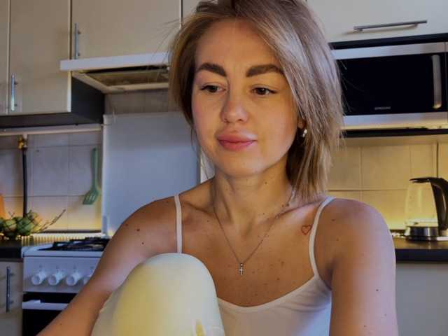 MartaLuna live cam preview