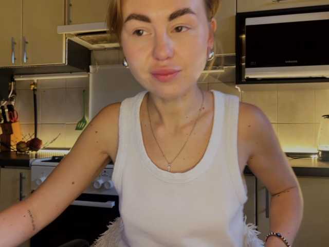MartaLuna, en directo ahora en BongaCams