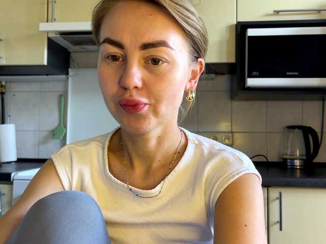 MartaLuna live webcam show