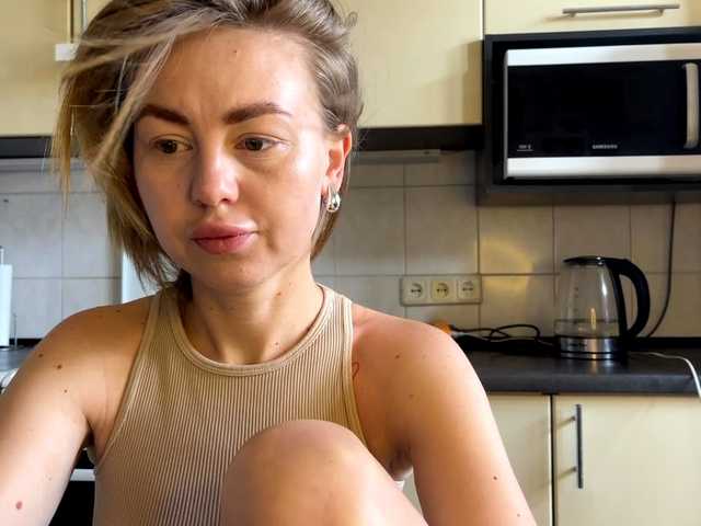 MartaLuna live cam on BongaCams