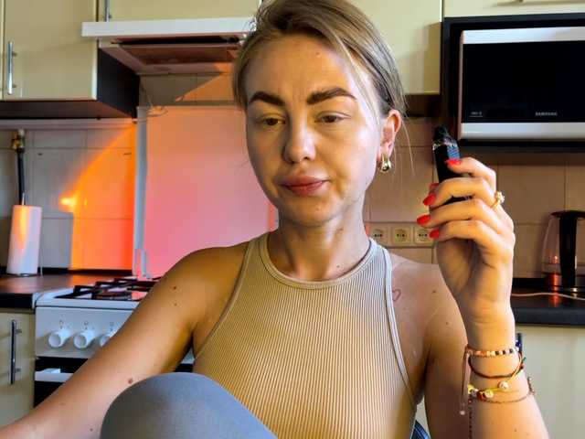 MartaLuna live webcam show