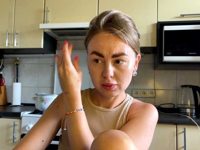 MartaLuna live cam on BongaCams