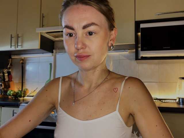 MartaLuna live cam preview
