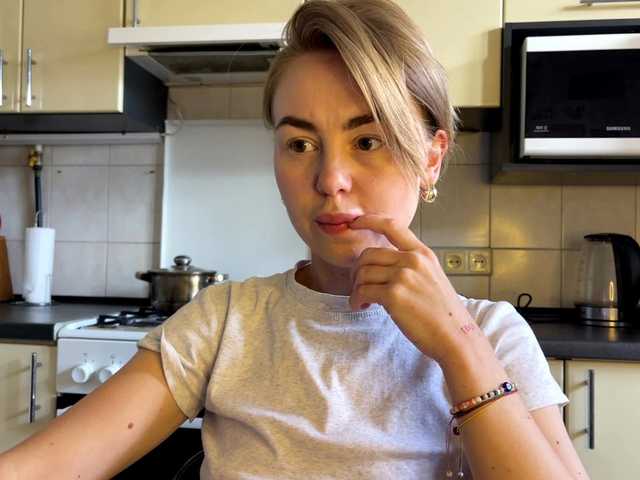 MartaLuna live cam on BongaCams