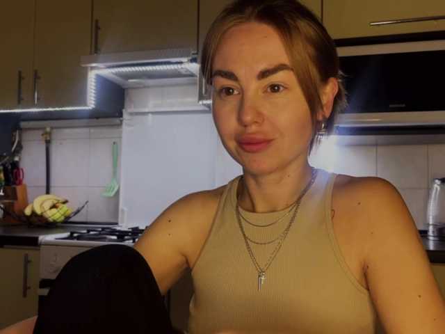 MartaLuna live cam preview