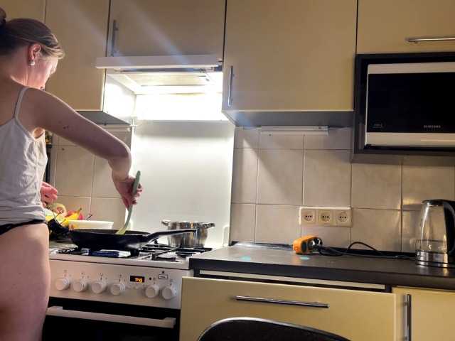 MartaLuna's BongaCams show and profile