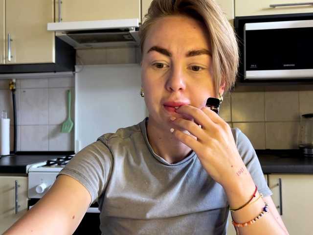 MartaLuna live cam on BongaCams