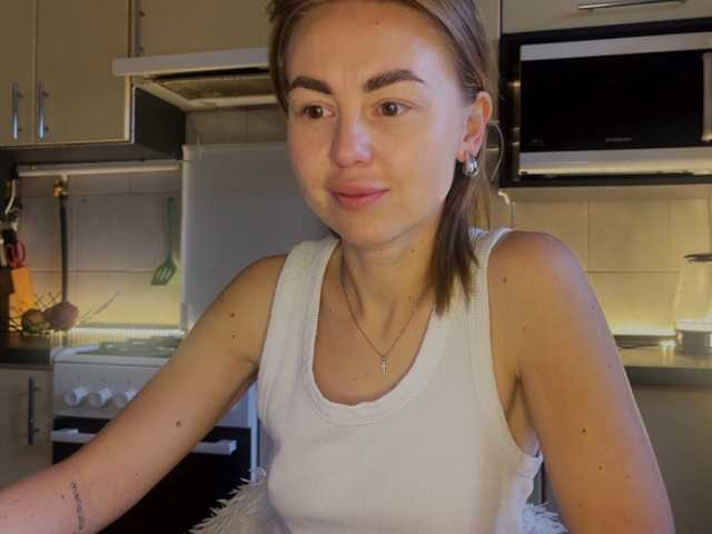 MartaLuna, live now on BongaCams