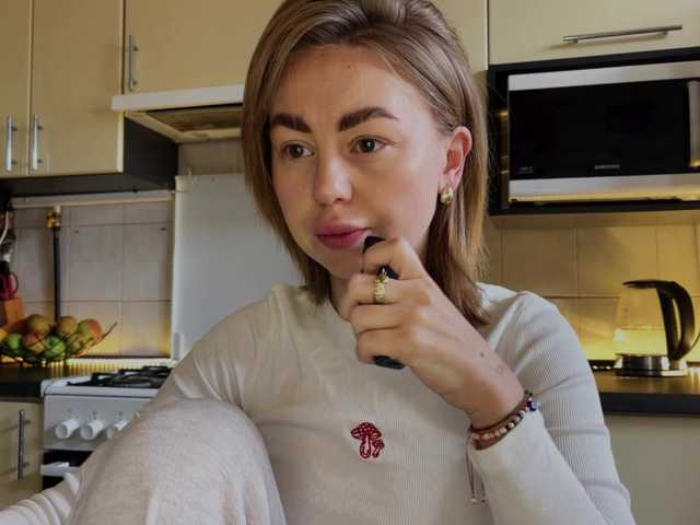 MartaLuna — live female cam