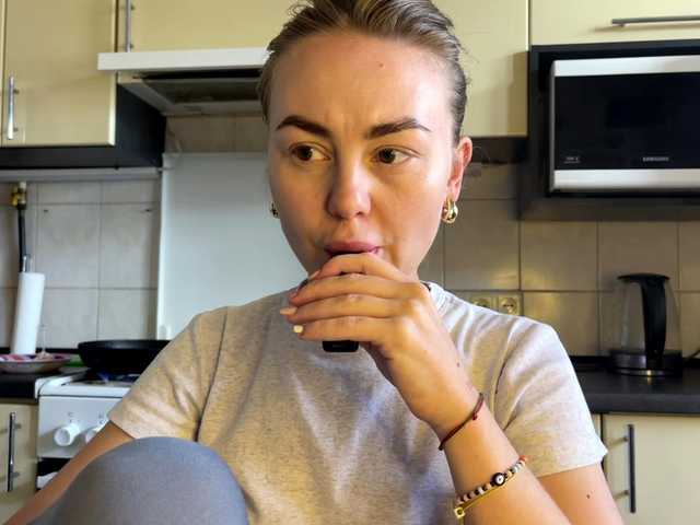 MartaLuna live webcam show