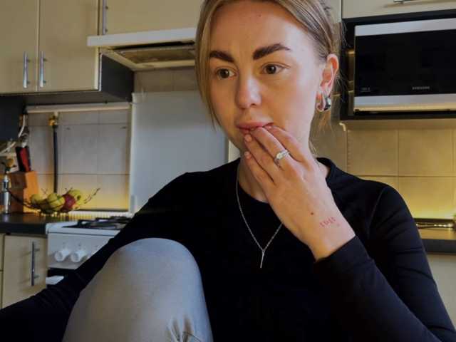 MartaLuna live cam on BongaCams