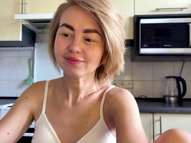 MartaLuna live cam on BongaCams