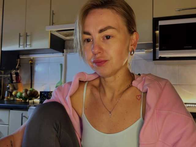 MartaLuna live cam on BongaCams