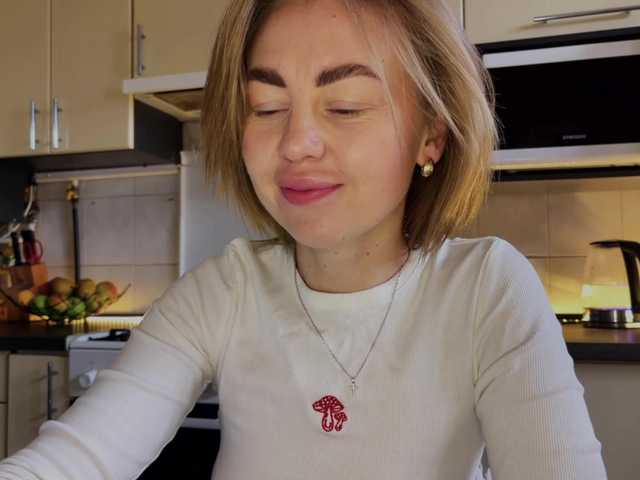 MartaLuna — live female cam