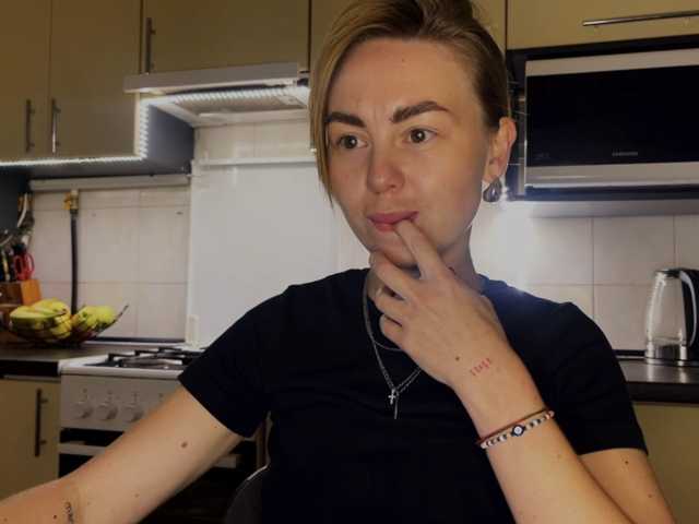 MartaLuna live cam preview