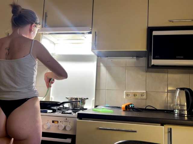 MartaLuna's BongaCams show and profile