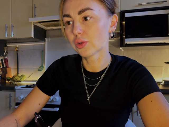 MartaLuna live cam preview