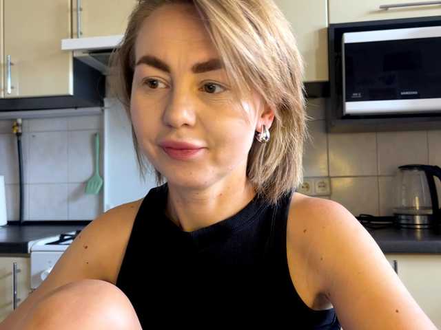MartaLuna live cam on BongaCams