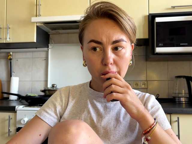 MartaLuna live webcam show