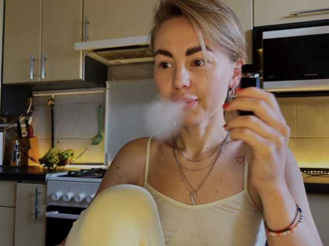 MartaLuna live cam on BongaCams