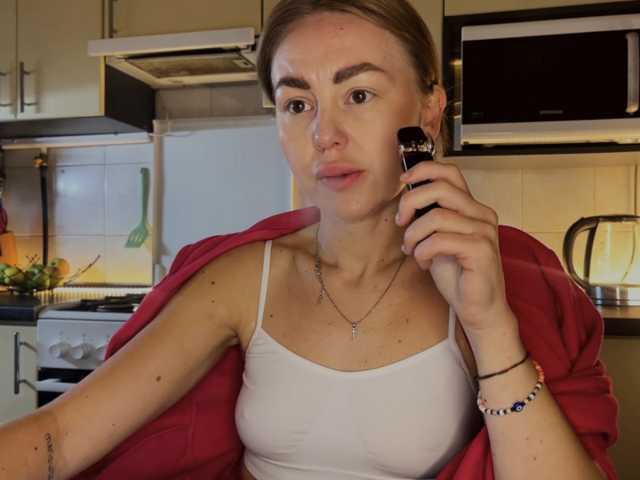 MartaLuna live cam preview