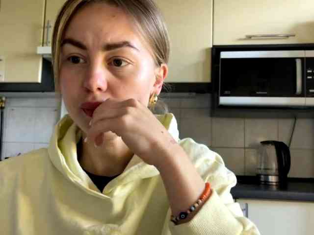 MartaLuna webcam
