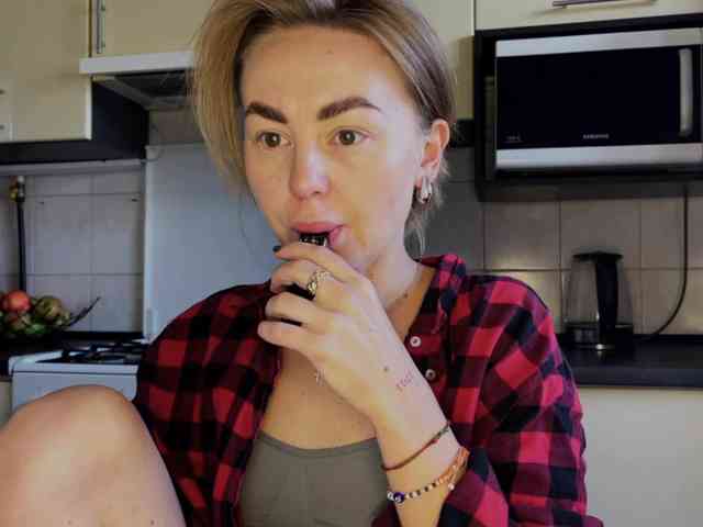 MartaLuna webcam