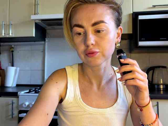 MartaLuna webcam