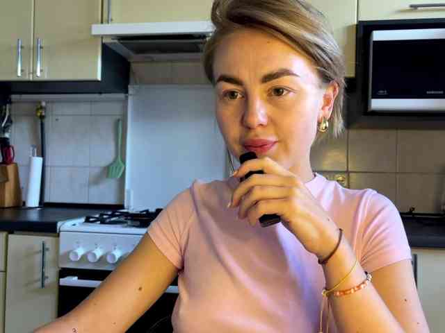 MartaLuna webcam