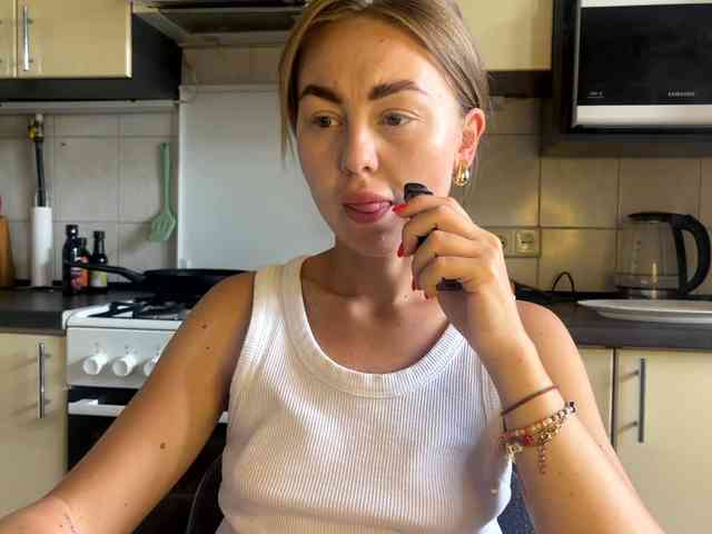 MartaLuna webcam