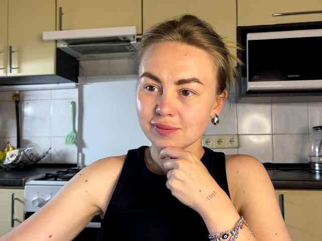 MartaLuna webcam
