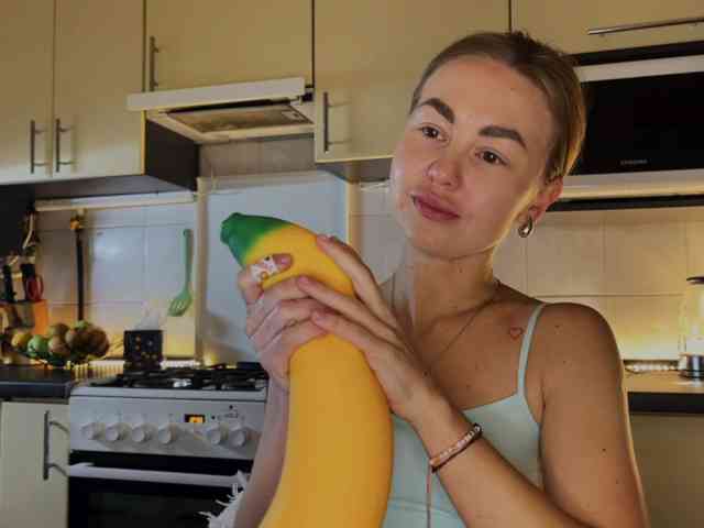 MartaLuna webcam