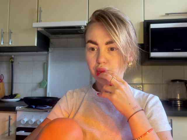 MartaLuna webcam