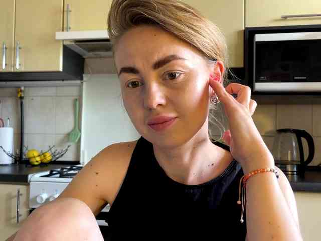 MartaLuna webcam