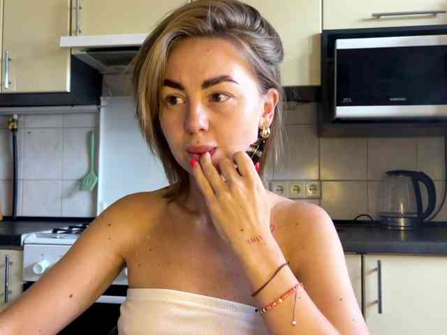 MartaLuna webcam