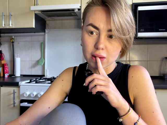 MartaLuna Sex Cam Show