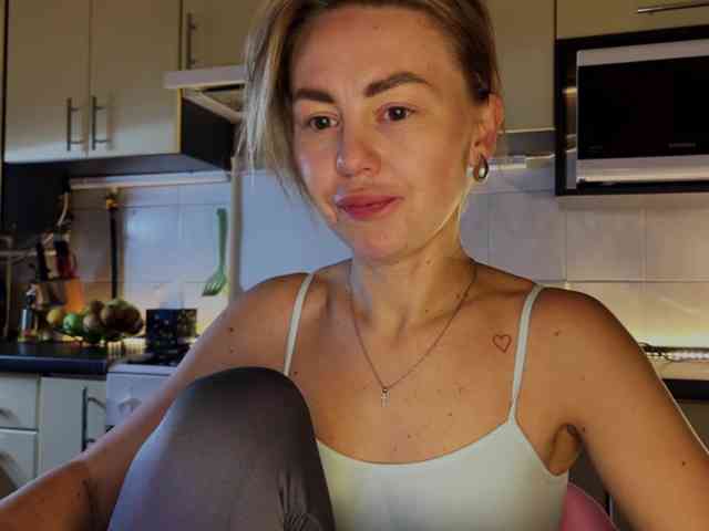 MartaLuna webcam