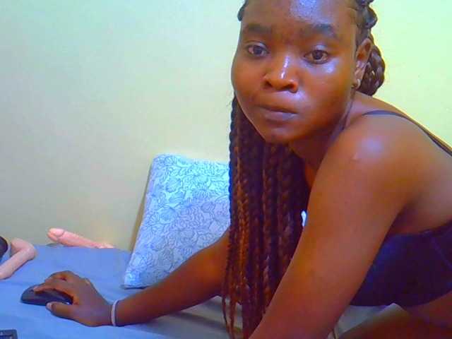 Afrikana5 live cam on BongaCams