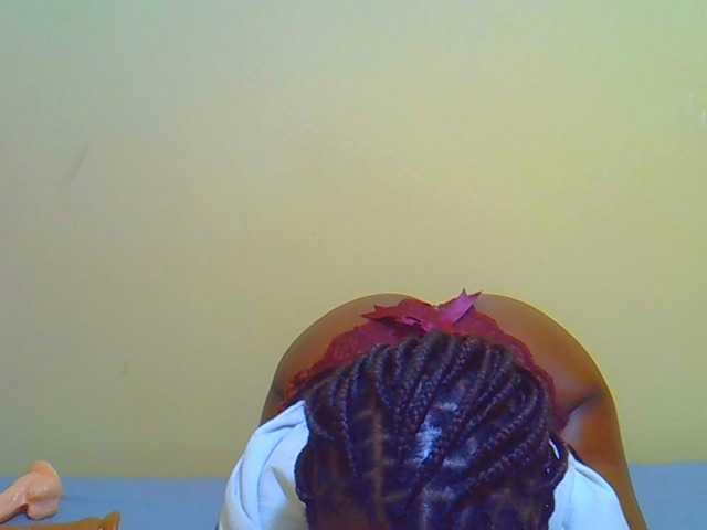 Afrikana5 live cam on BongaCams