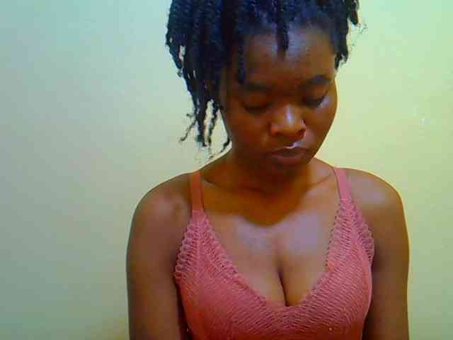Afrikana5 Live Webcam on BongaCams