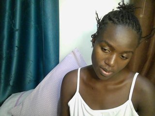 Sexy-alia's Live Webcam