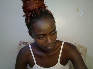 Sexy-alia's Live Webcam