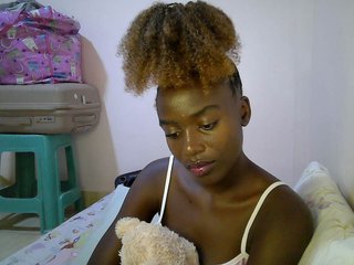 Sexy-alia's Live Webcam