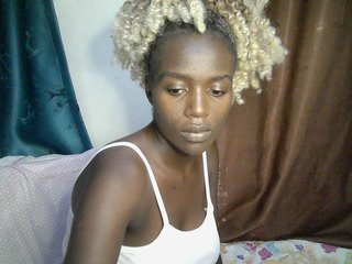 Sexy-alia's Live Webcam