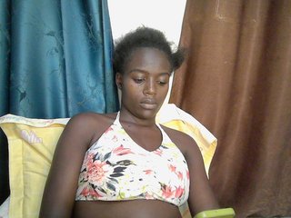 Sexy-alia's Live Webcam