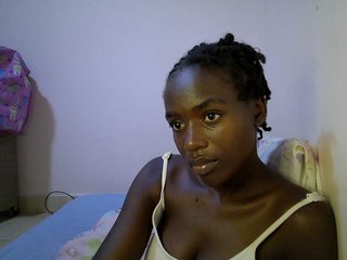 Sexy-alia's Live Webcam