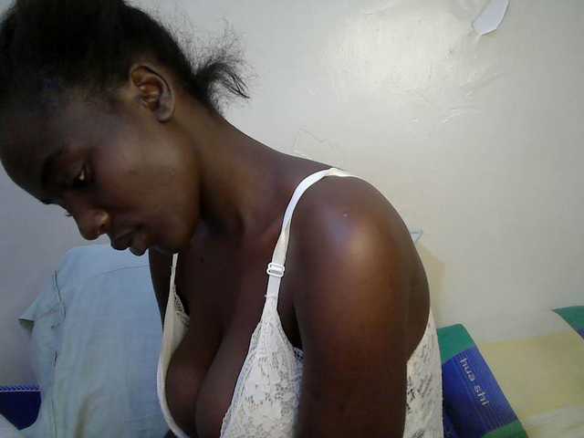 Sexy-alia live cam on BongaCams